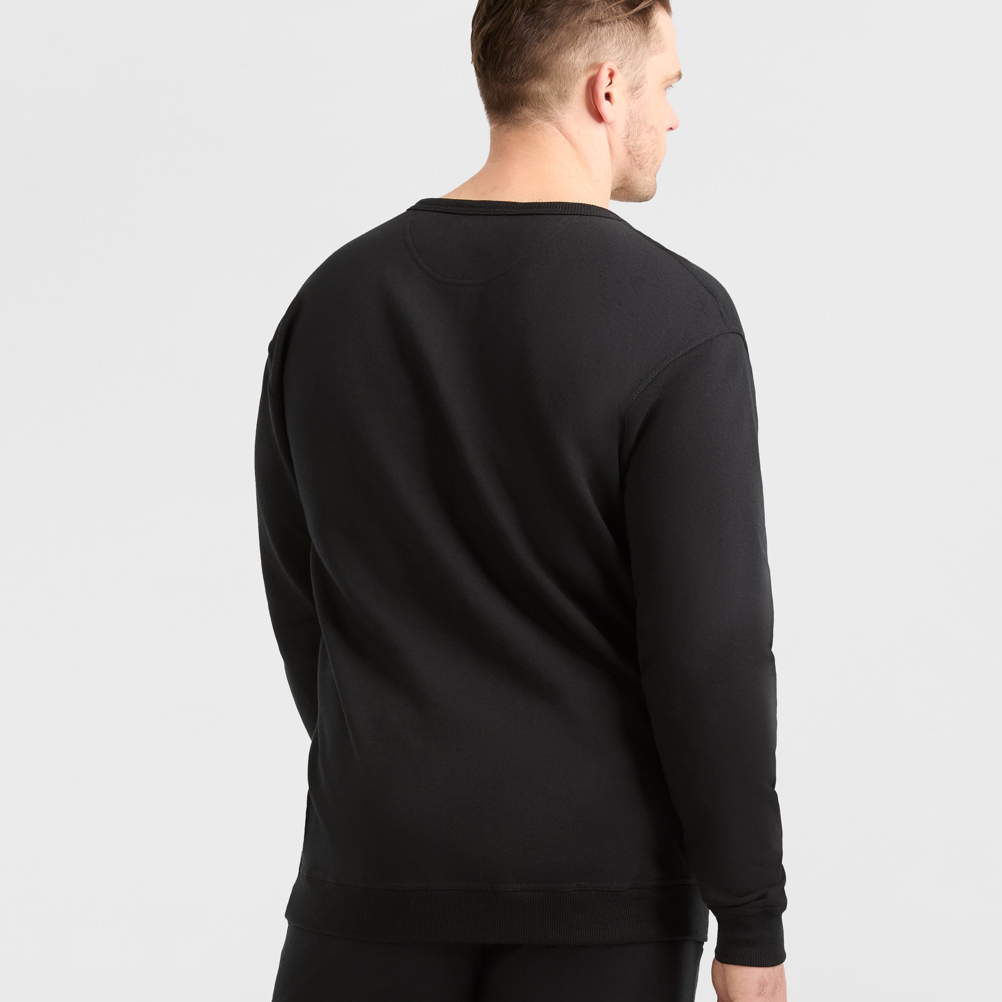 Powerblend Crewneck Sweatshirt. Script Logo - Big & Tall - Image 4